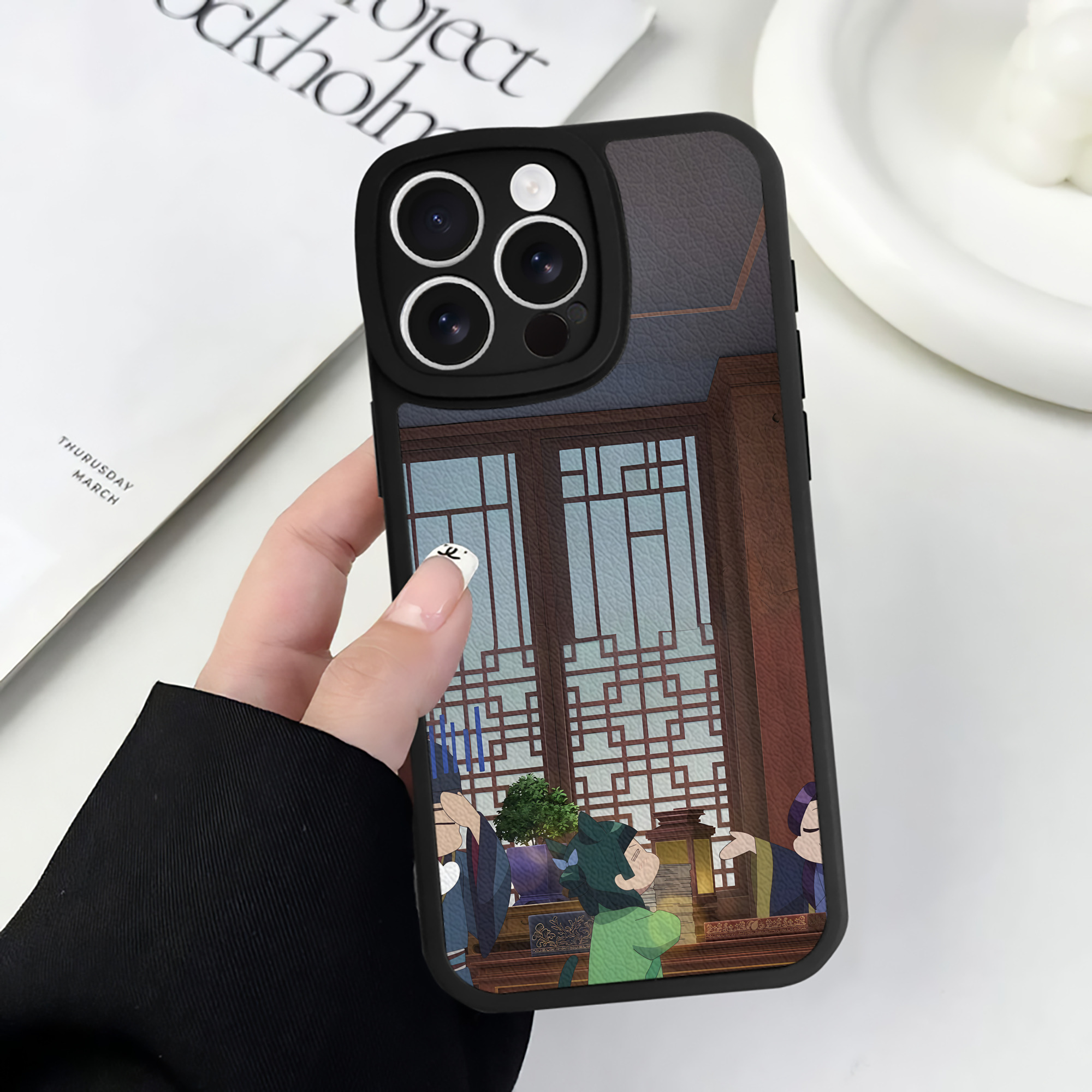 薬屋のひとりごと The Apothecary Diaries 【iPhone 16シリーズ対応】シリコンスマホケース（レザー調） 材質：シリコン